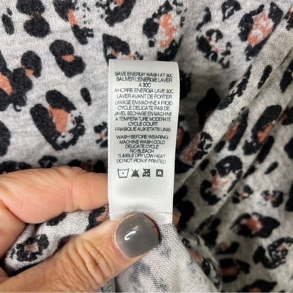 Sundry Draped Leopard Print Hoodie Top Gray Size 1 Small - Picture 7 of 8